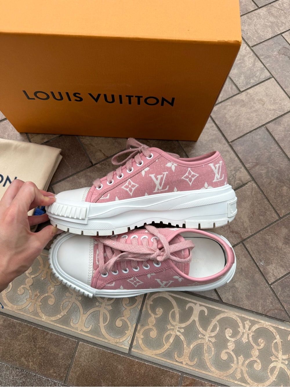 Louis Vuitton Pink Monogram Canvas Low-Top Sneaker (Pink & White) - Picture 7 of 10